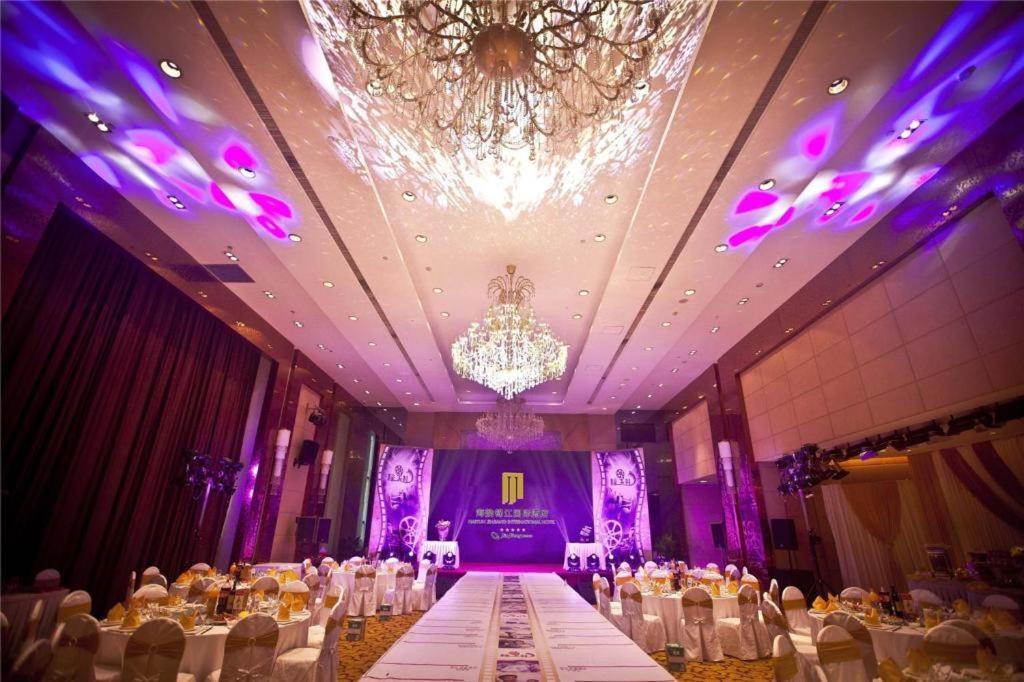 Shenyang Haiyun Jinjiang International Hotel מראה חיצוני תמונה